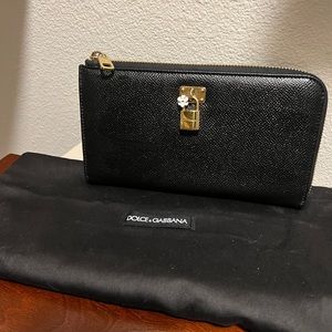 Authentic Dolce & Gabbana wallet